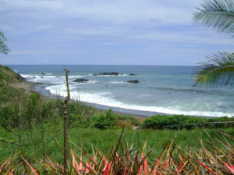 Playa Azul, Guanacaste, Costa Rica, Photo by beachesandcity