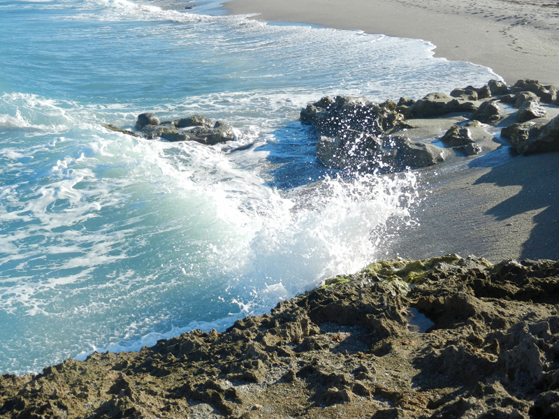 Surf and lighting Blowing Rocks Preserve, Hope Sound Florida